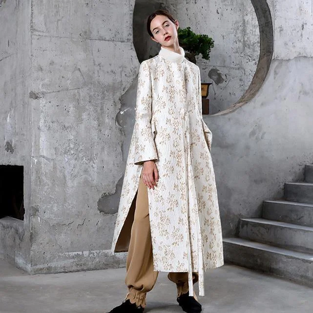 2018 beige Jacquard Woolen Coat Women oversize maxi coat stand collar asymmetric side open flare sleeve coats